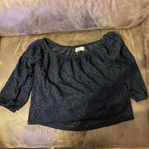 Hollister lace long sleeve black off the shoulder; XS